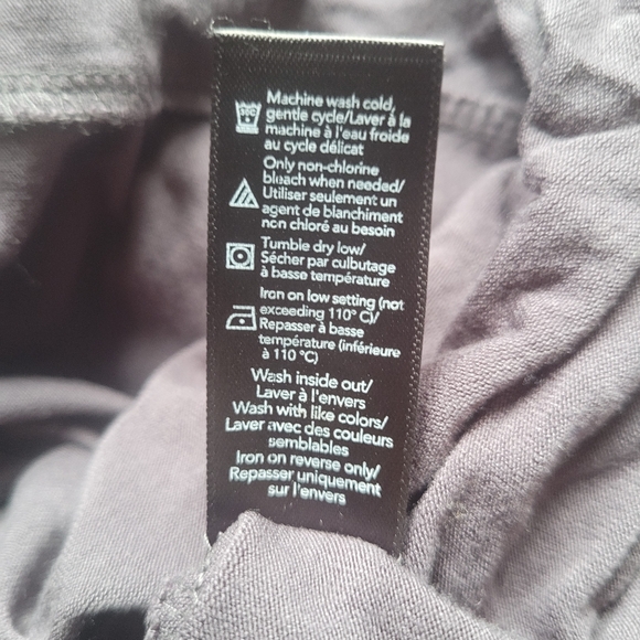 NWOT Soft, Comfortable Robe, Never Worn - Picture 8 of 8